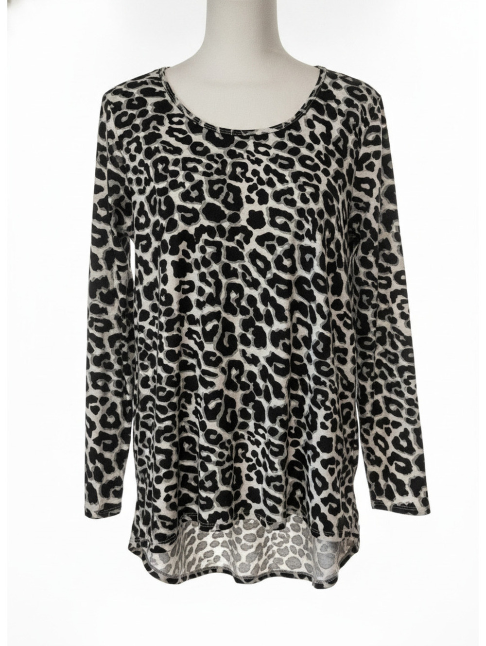 LuLaRoe XL Black and White Leopard Print Long Sleeve Top